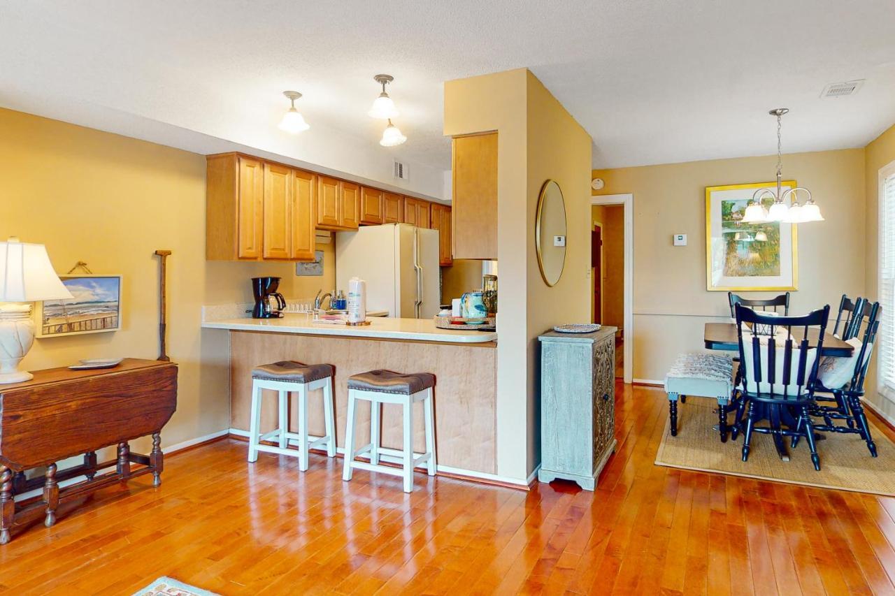 Driftwood Villa - 240 Edisto Island Bagian luar foto