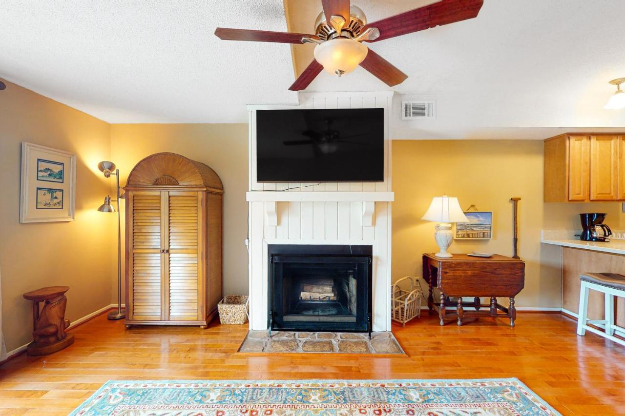 Driftwood Villa - 240 Edisto Island Bagian luar foto